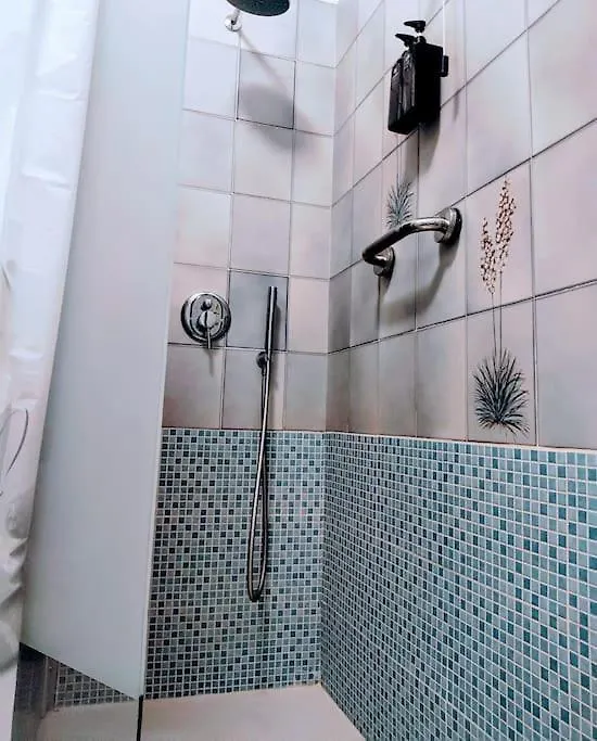 Rebea, Porzione Di Villa Con Giardino Castronno 0*,
