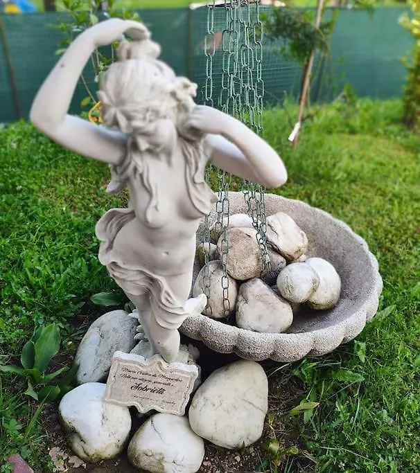 Appartement Rebea, Porzione Di Villa Con Giardino Castronno