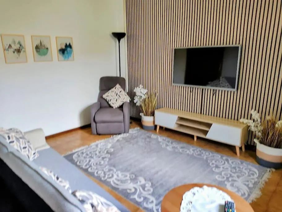 Appartement Rebea, Porzione Di Villa Con Giardino Castronno